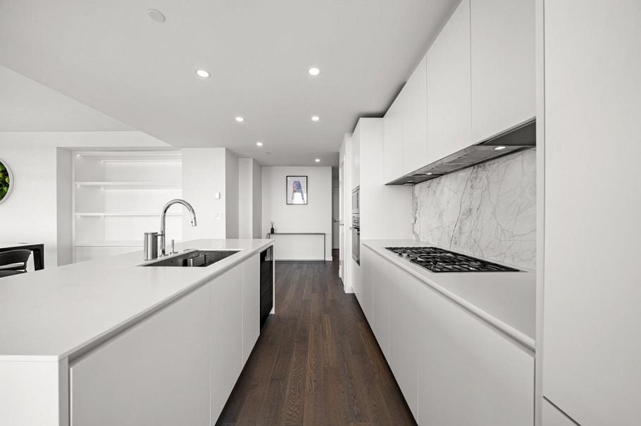 3801 1480 Howe Street Vancouver, BC - 12