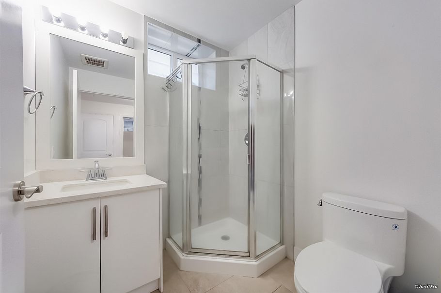 621 E 65th Avenue Vancouver, BC - 19