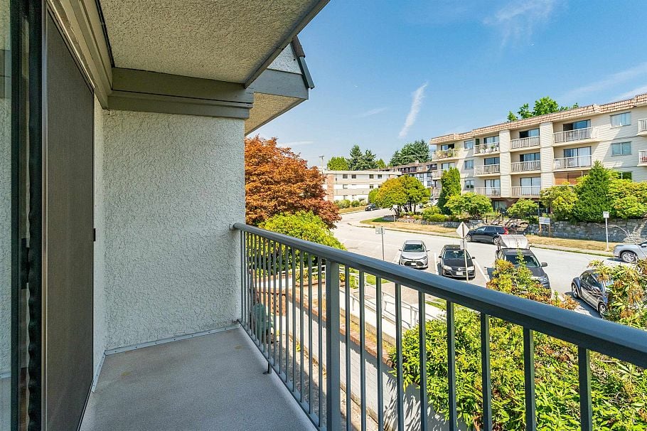 209 275 W 2nd Street North Vancouver, BC - 14