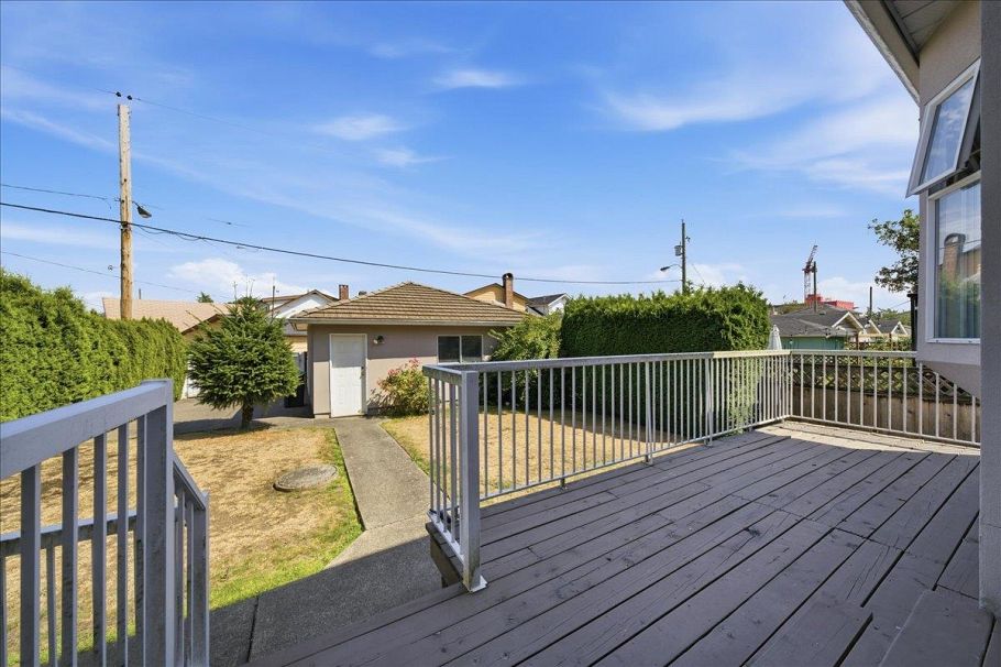 6212 Vivian Street Vancouver, BC - 21