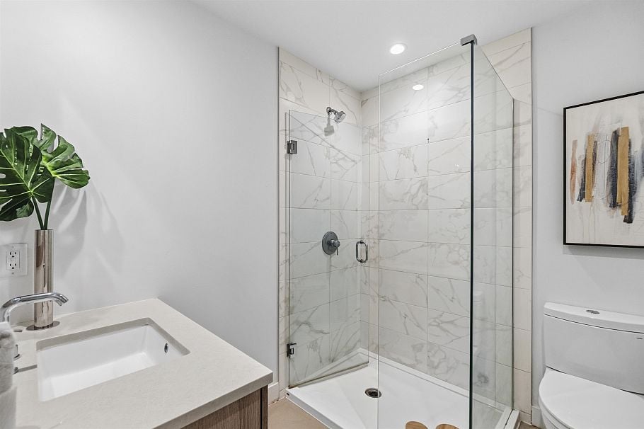 113 747 E 3rd Street North Vancouver, BC - 18