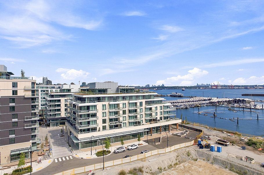 301 785 Harbour Way North Vancouver, BC - 39