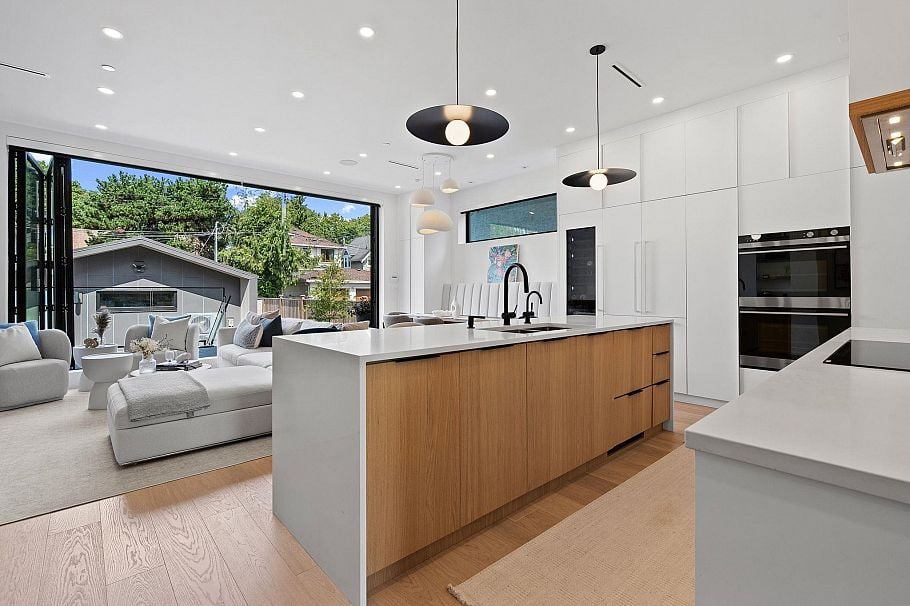 2987 W 40th Avenue Vancouver, BC - 20