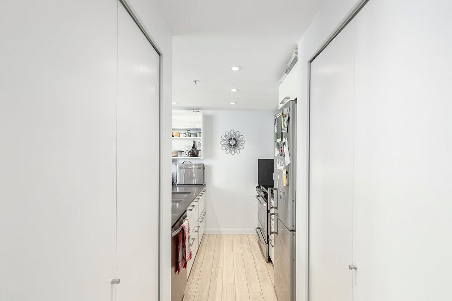904 983 E Hastings Street Vancouver, BC - 11