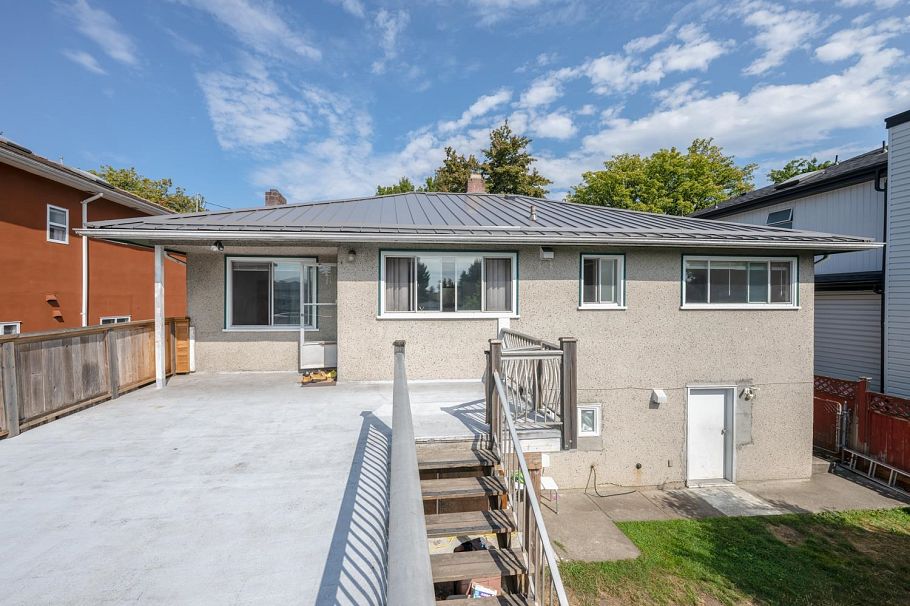 5655 Lancaster Street Vancouver, BC - 13