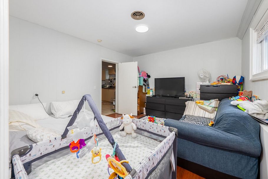 5655 Lancaster Street Vancouver, BC - 26