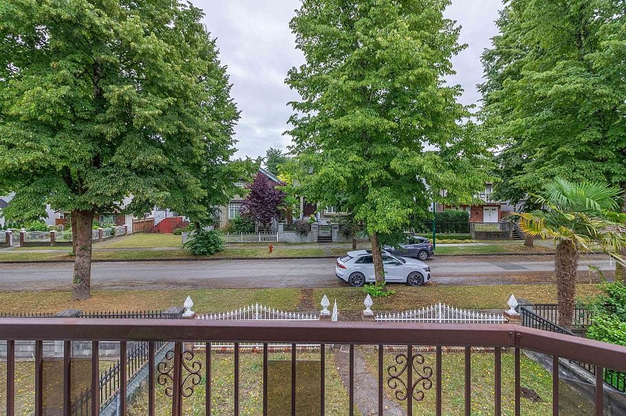 4467 Perry Street Vancouver, BC - 17