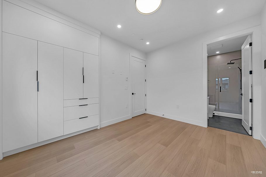 2713 Cheyenne Avenue Vancouver, BC - 15
