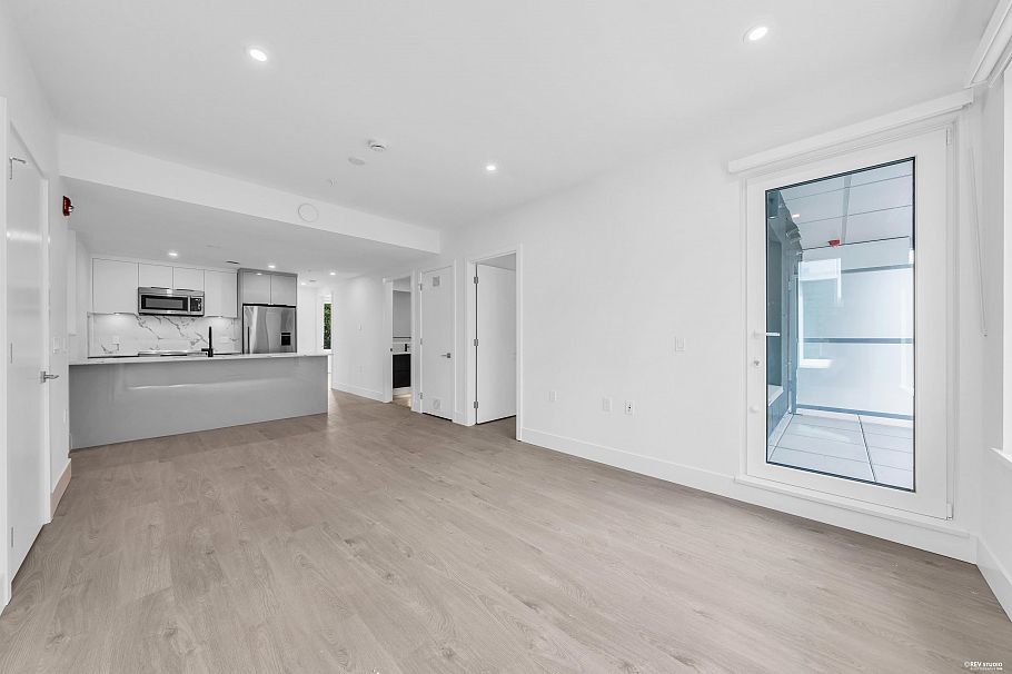 2260 E 1st Avenue Vancouver, BC - 16