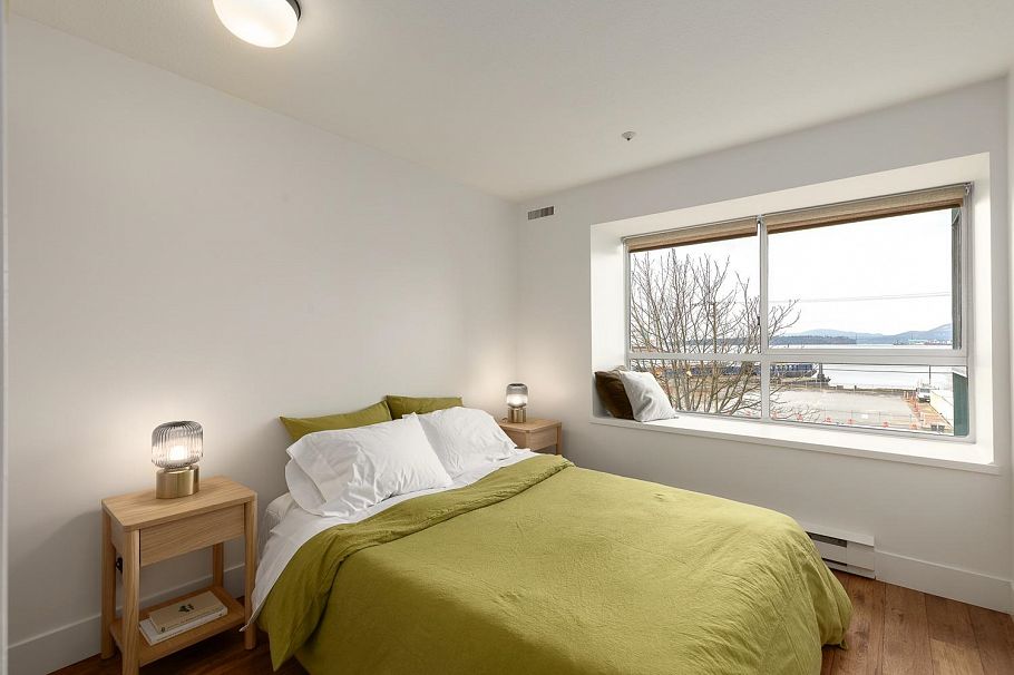 207 2211 Wall Street Vancouver, BC - 14