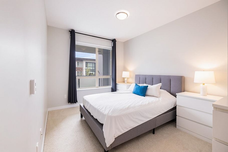 302 2651 Library Lane North Vancouver, BC - 14