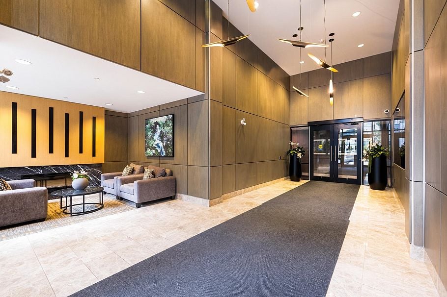 302 2651 Library Lane North Vancouver, BC - 23