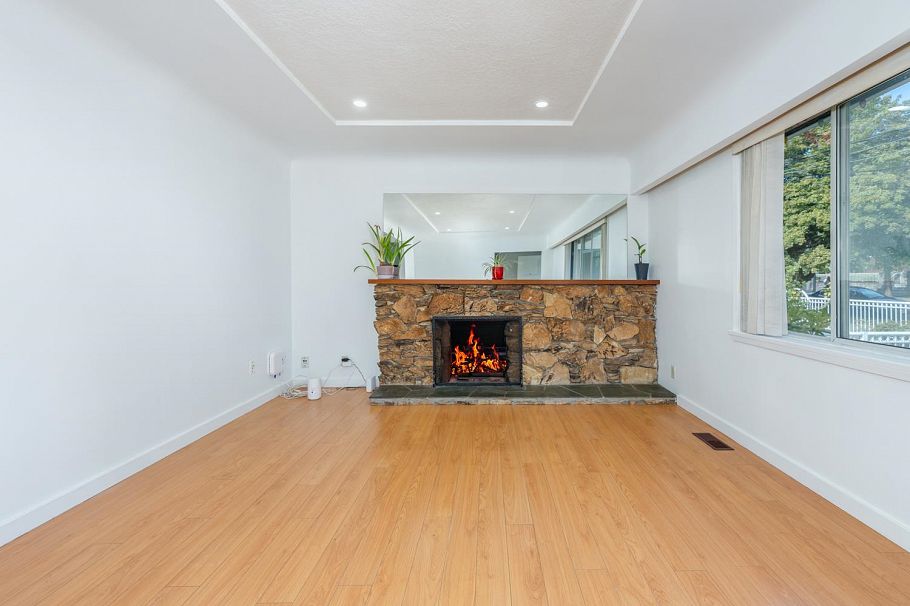 5655 Lancaster Street Vancouver, BC - 10