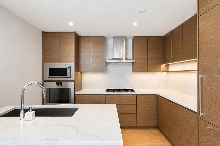 310 5693 Elizabeth Street Vancouver, BC - 10