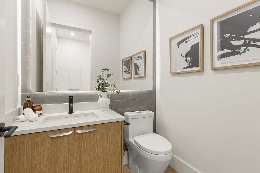 2 3919 W 18th Avenue Vancouver, BC - 9