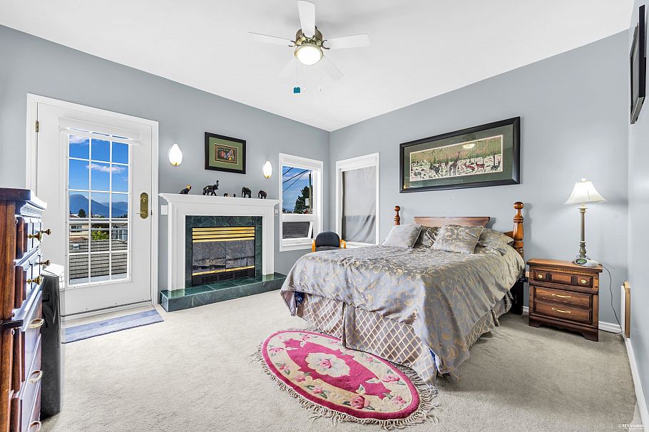 2381 E 40th Avenue Vancouver, BC - 15