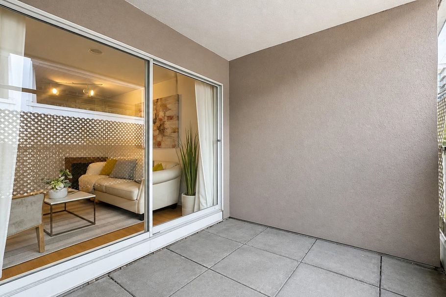 103 985 W 10th Avenue Vancouver, BC - 11