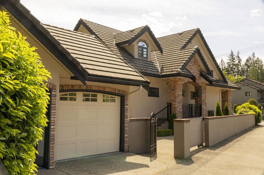 1134 Montroyal Boulevard North Vancouver, BC - 26