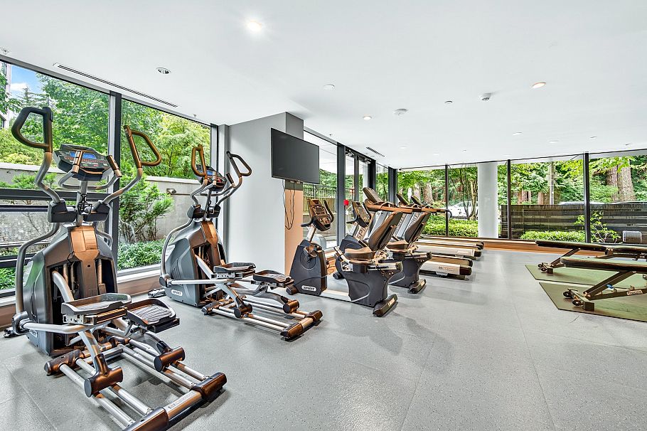 1302 3487 Binning Road Vancouver, BC - 36