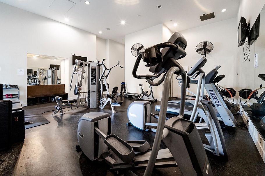1503 158 W 13th Street North Vancouver, BC - 19