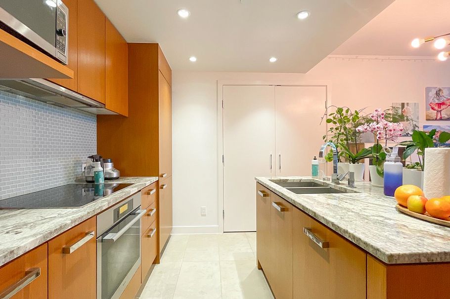 2301 1028 Barclay Street Vancouver, BC - 6