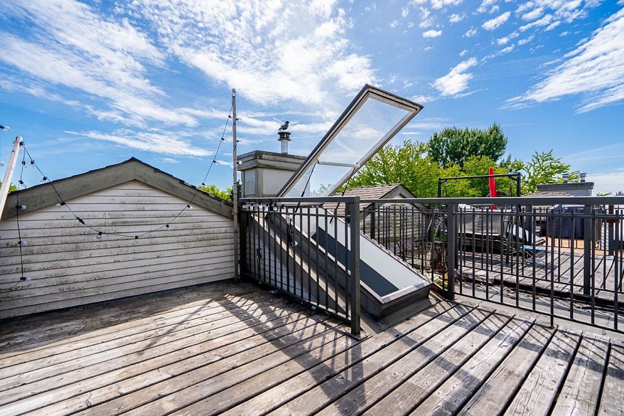 26 2375 W Broadway Vancouver, BC - 28
