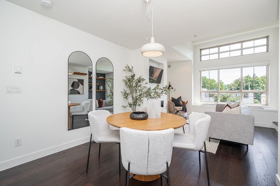 26 2375 W Broadway Vancouver, BC - 2