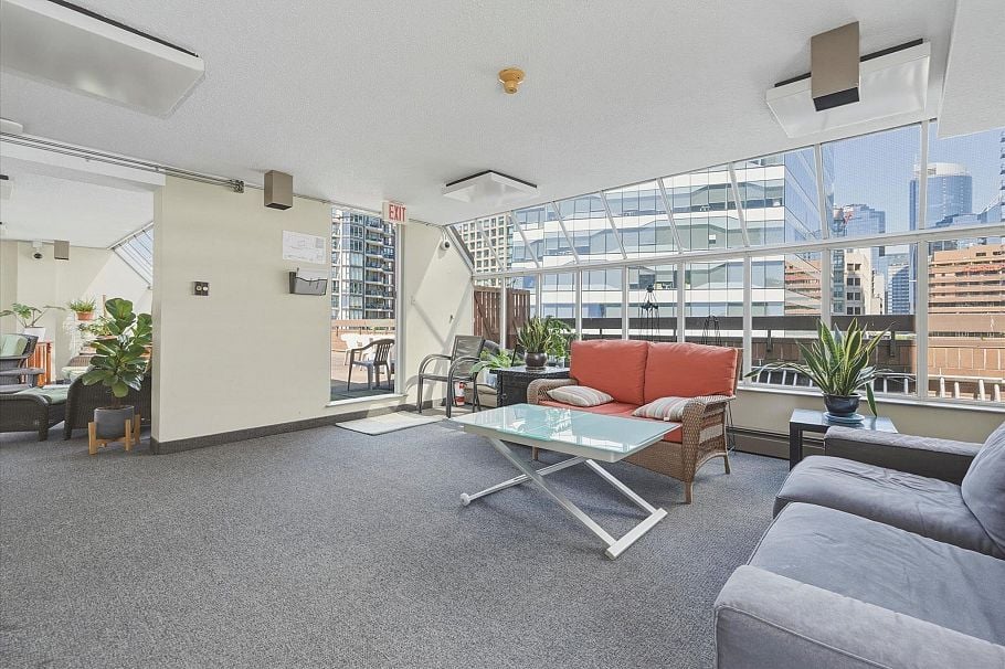407 950 Drake Street Vancouver, BC - 35