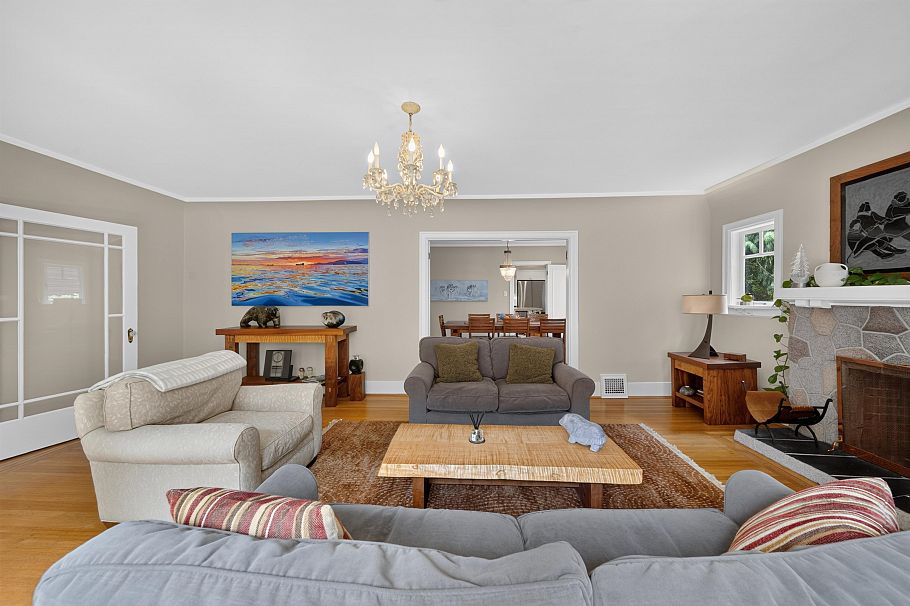 4655 W 6th Avenue Vancouver, BC - 17