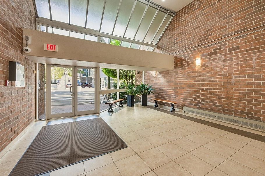407 950 Drake Street Vancouver, BC - 18