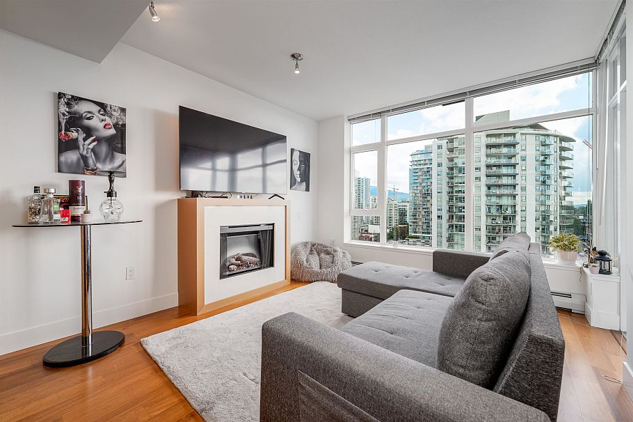 1503 158 W 13th Street North Vancouver, BC - 6