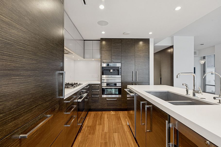 2702 667 Howe Street Vancouver, BC - 17