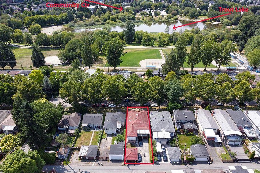 3230 Garden Drive Vancouver, BC - 36