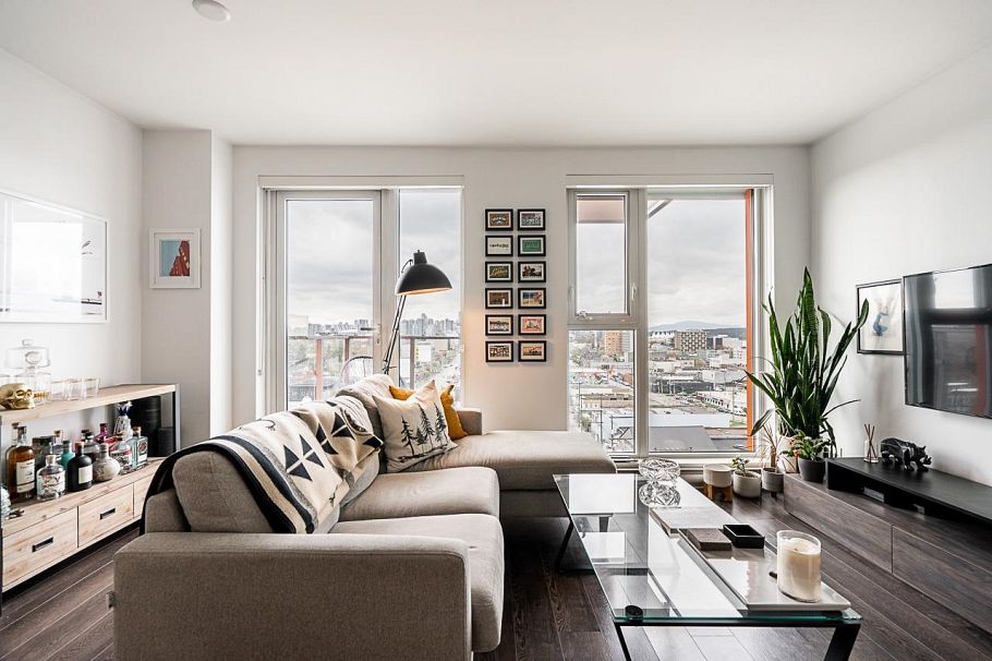 1110 933 E Hastings Street Vancouver, BC - 1