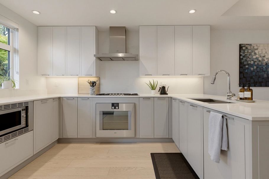 20 1960 Glenaire Drive North Vancouver, BC - 11