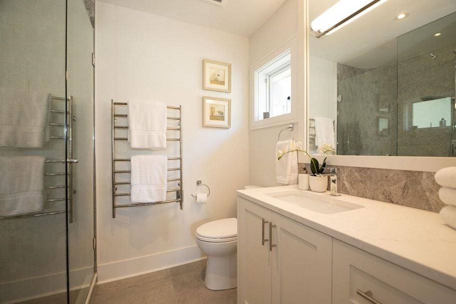 1989 W 13th Avenue Vancouver, BC - 17