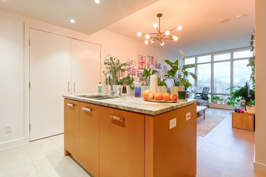 2301 1028 Barclay Street Vancouver, BC - 8