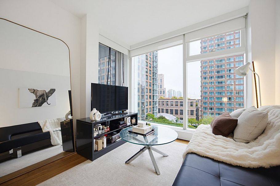 1711 777 Richards Street West Vancouver, BC - 9