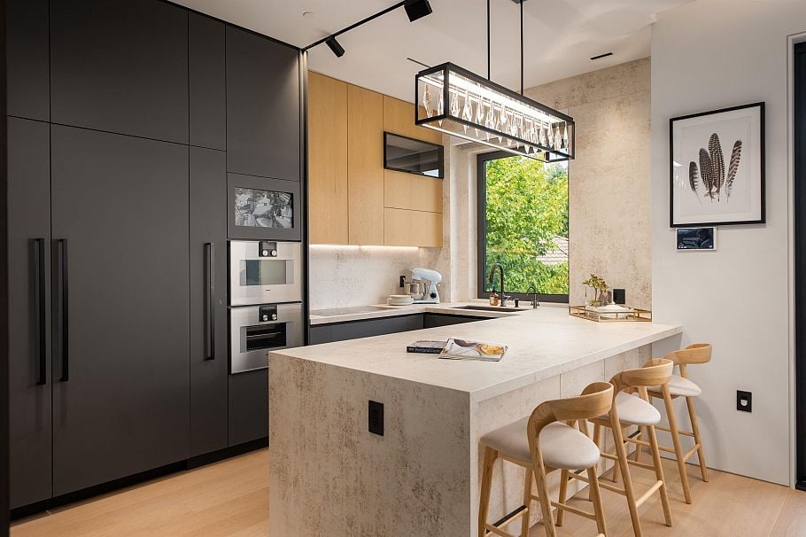 1 3349 W 27th Avenue Vancouver, BC - 13