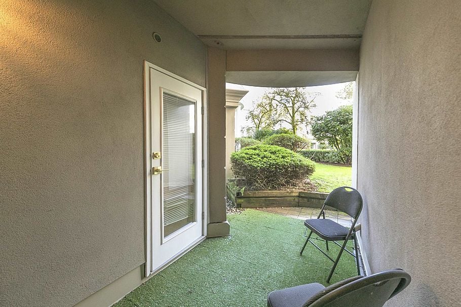 105 5735 Hampton Place Vancouver, BC - 15