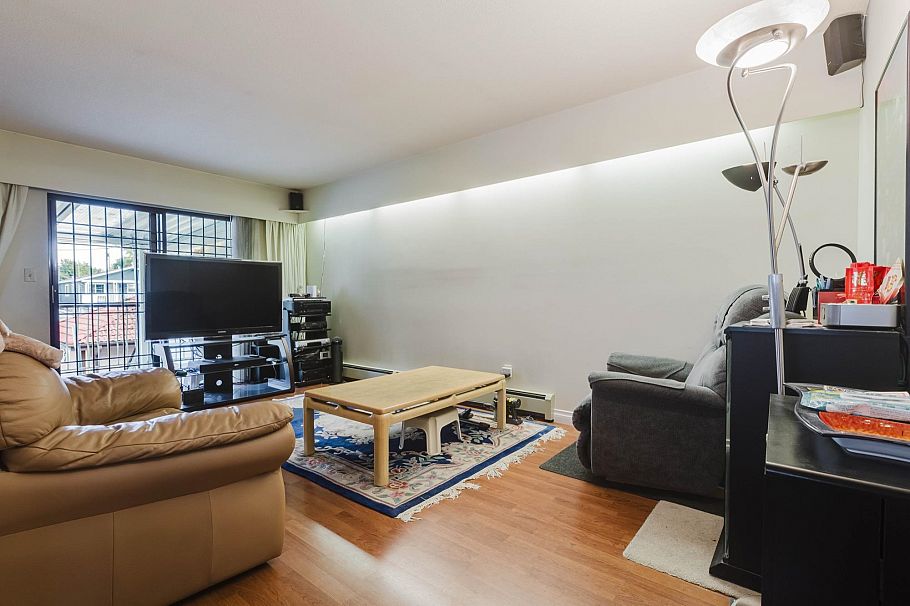 3230 Garden Drive Vancouver, BC - 12