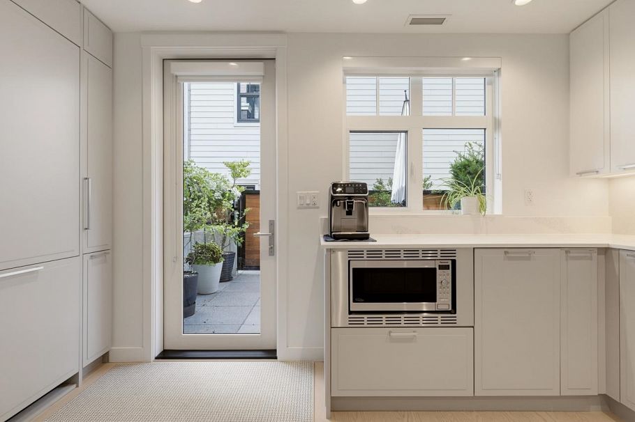20 1960 Glenaire Drive North Vancouver, BC - 13