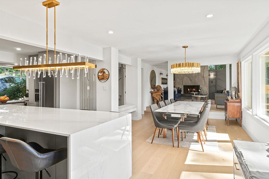 615 E Kings Road North Vancouver, BC - 4