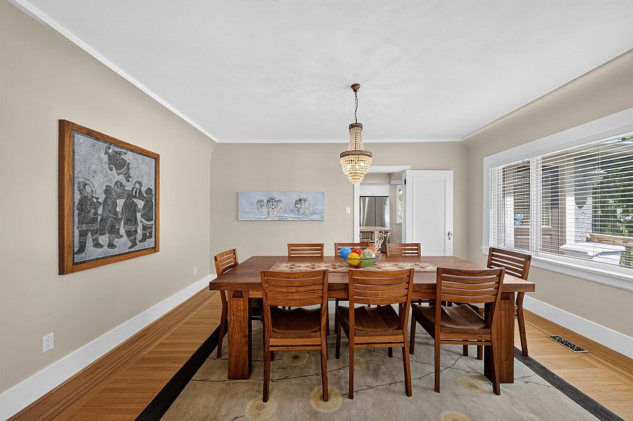 4655 W 6th Avenue Vancouver, BC - 10