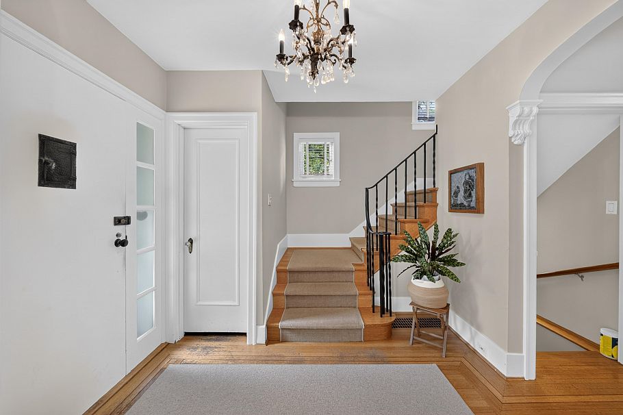 4655 W 6th Avenue Vancouver, BC - 7