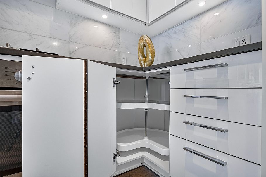 1302 3487 Binning Road Vancouver, BC - 15