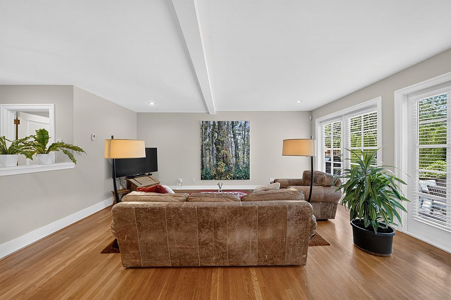 4655 W 6th Avenue Vancouver, BC - 15