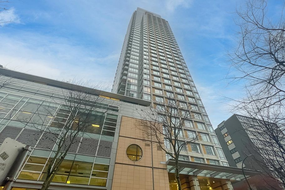 2301 1028 Barclay Street Vancouver, BC - 1
