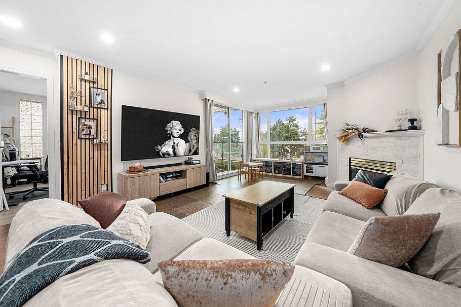 305 1318 W 6th Avenue Vancouver, BC - 1