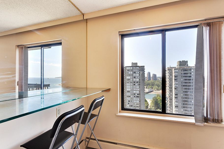 1102 1146 Harwood Street Vancouver, BC - 12